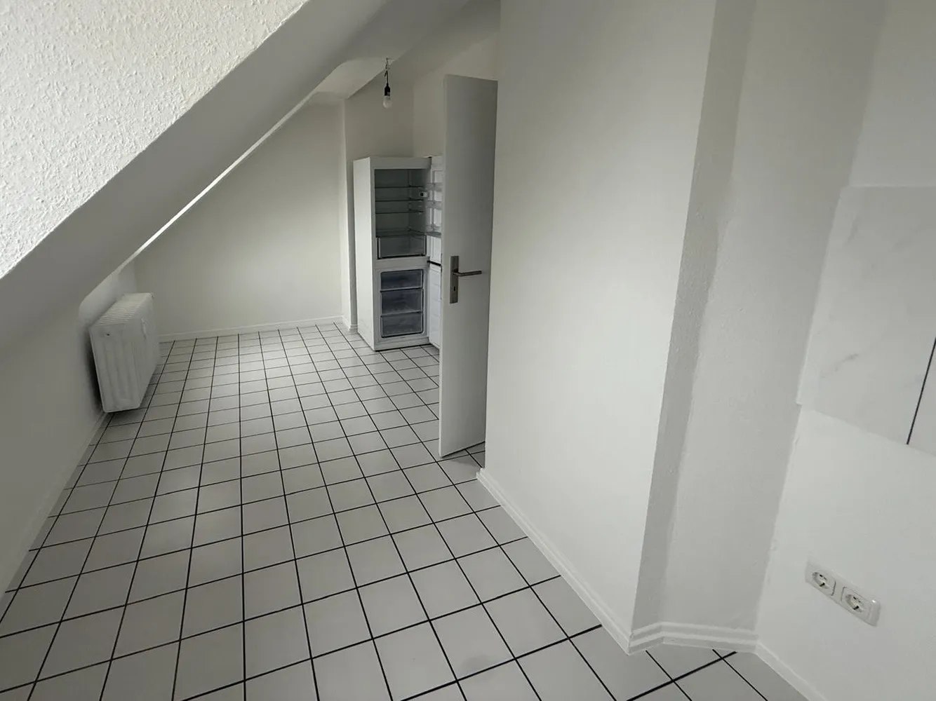 2 Zimmer Wohnung mit 80 m² in Düsseldorf – Bild 3
