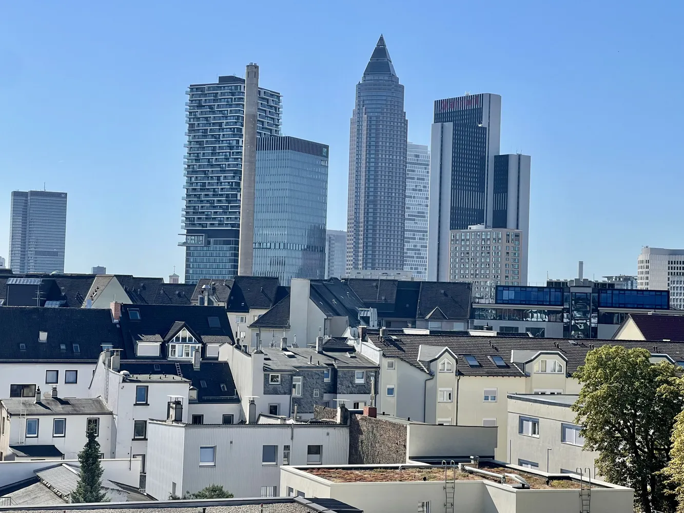 3 Zimmer Wohnung mit 101 m² in Frankfurt am Main – Bild 8