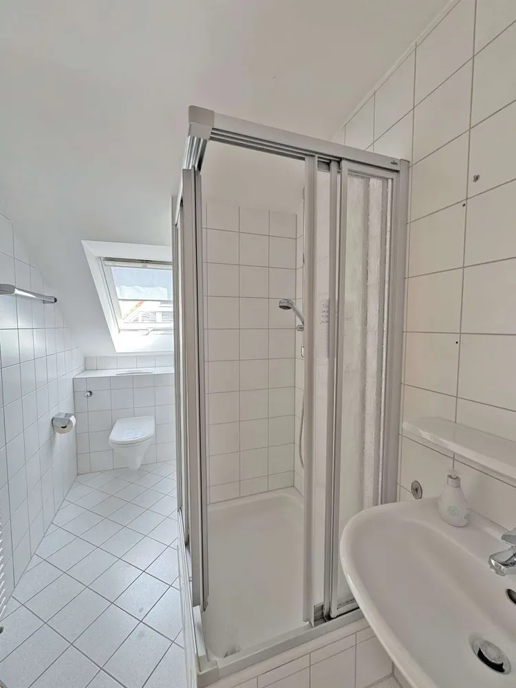 3 Zimmer Wohnung mit 69 m² in Stuttgart – Bild 2