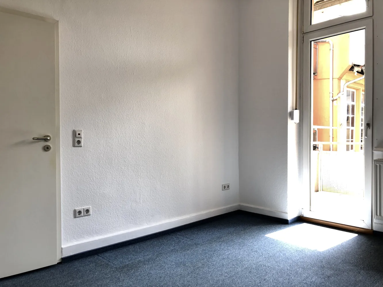 1 Zimmer Wohnung mit 25 m² in Karlsruhe – Bild 11
