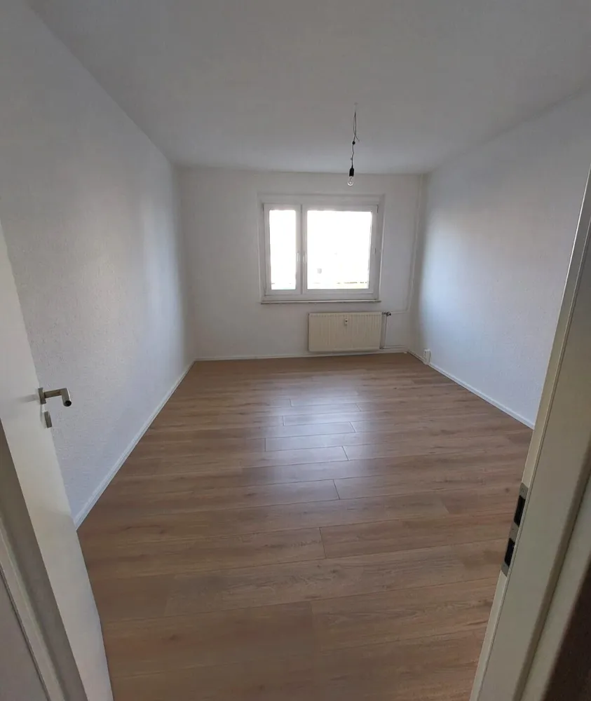 3 Zimmer Wohnung mit 69 m² in Gera – Bild 1