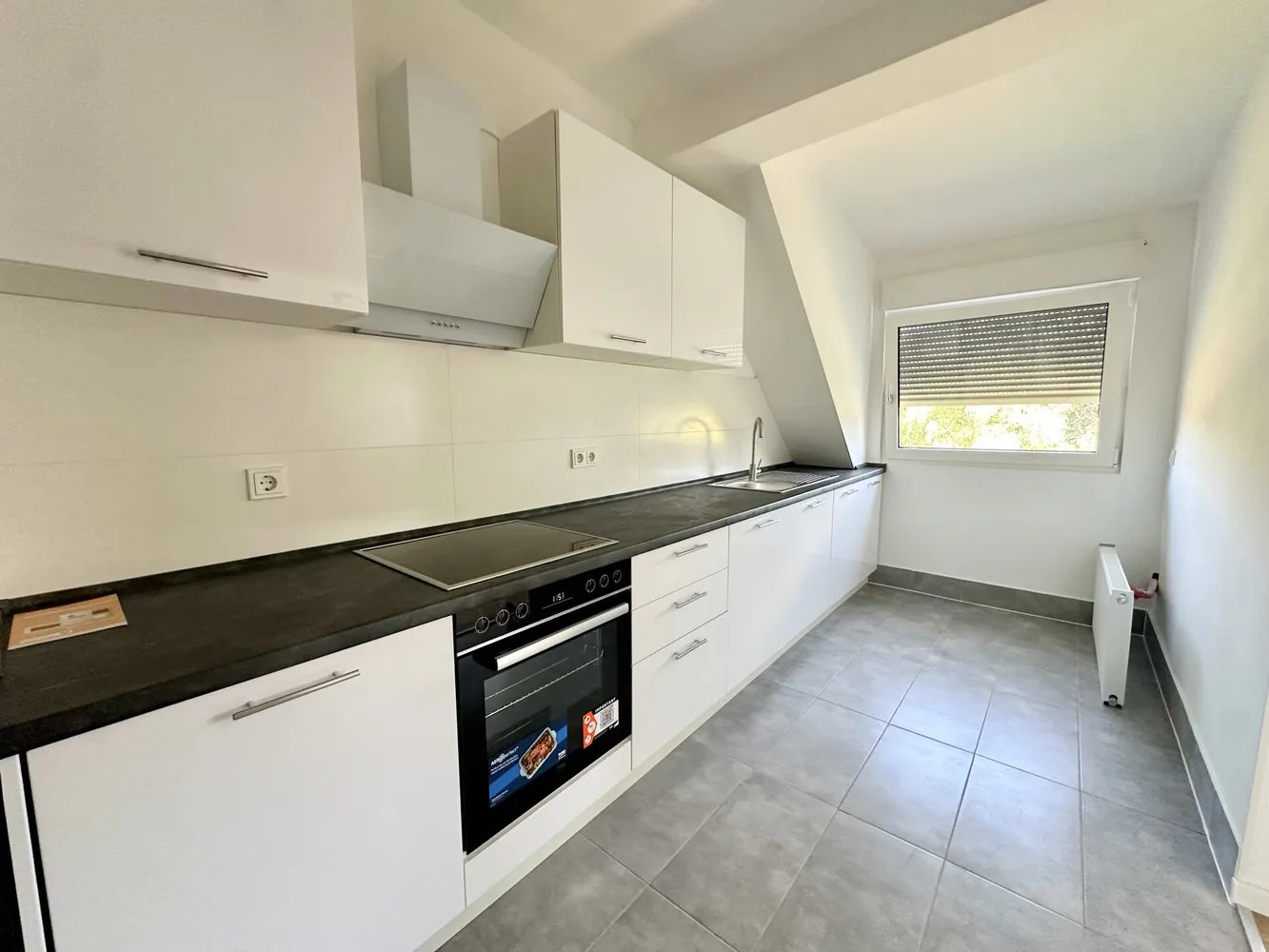 2 Zimmer Wohnung mit 75 m² in Düsseldorf – Bild 5