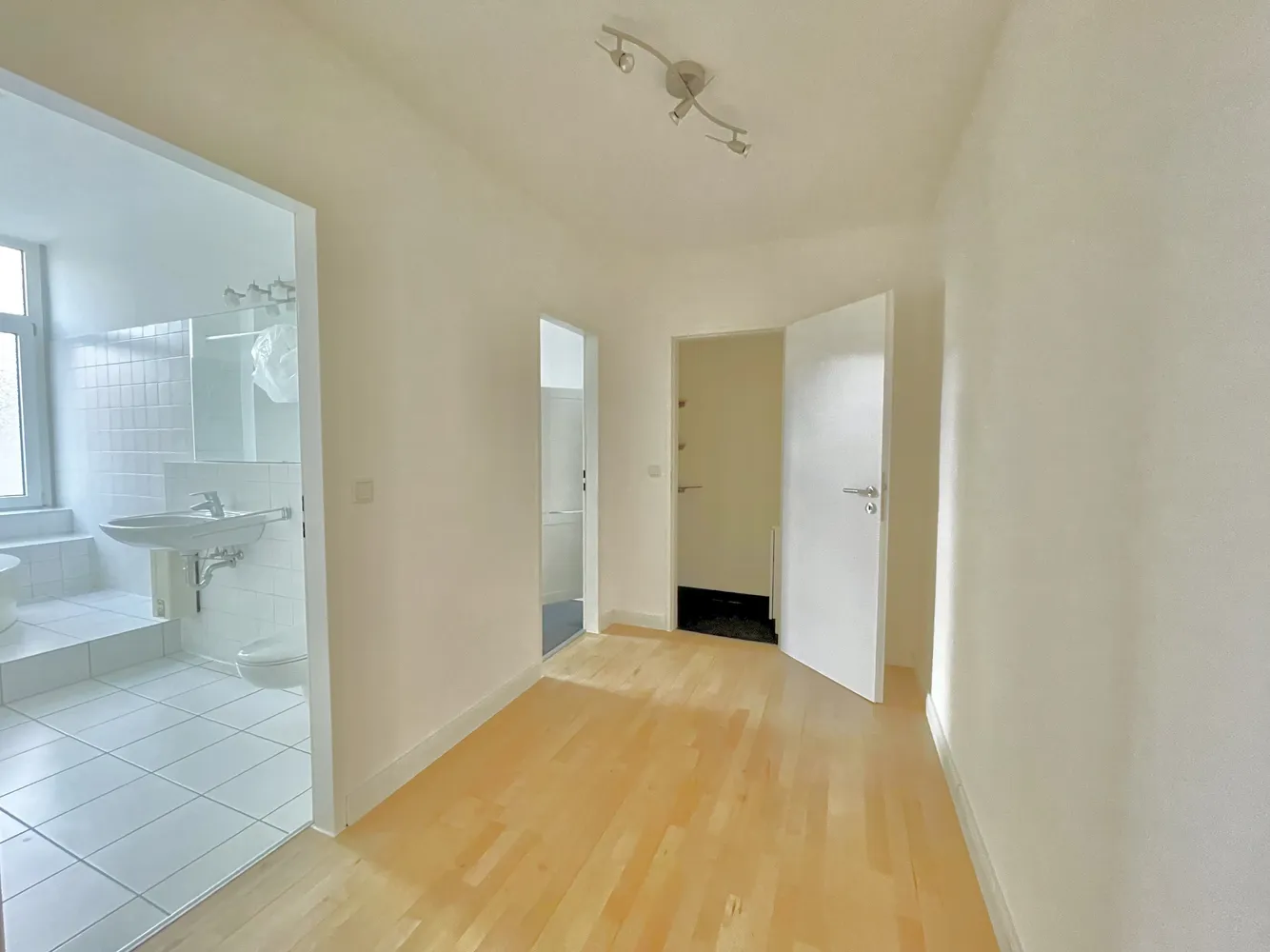 2 Zimmer Wohnung mit 75 m² in Hannover – Bild 7