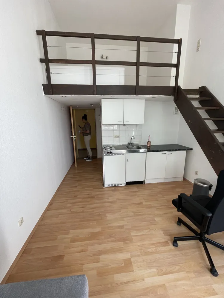 1 Zimmer Wohnung mit 30 m² in Wiesbaden – Bild 2