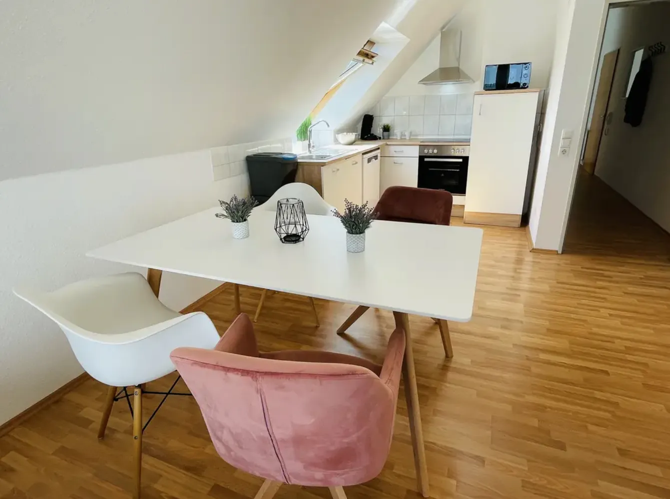 2 Zimmer Wohnung mit 60 m² in Bochum – Bild 2