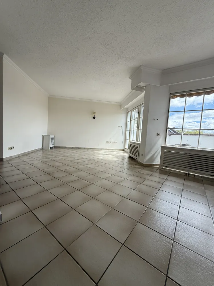 2 Zimmer Wohnung mit 68 m² in Saarbrücken – Bild 4
