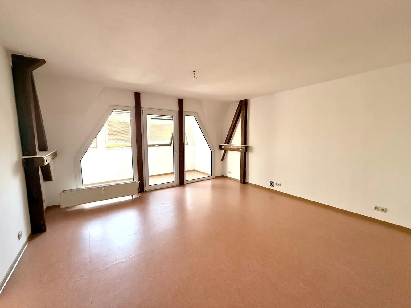 4 room apartment with 96 m² in Magdeburg – Photo 2