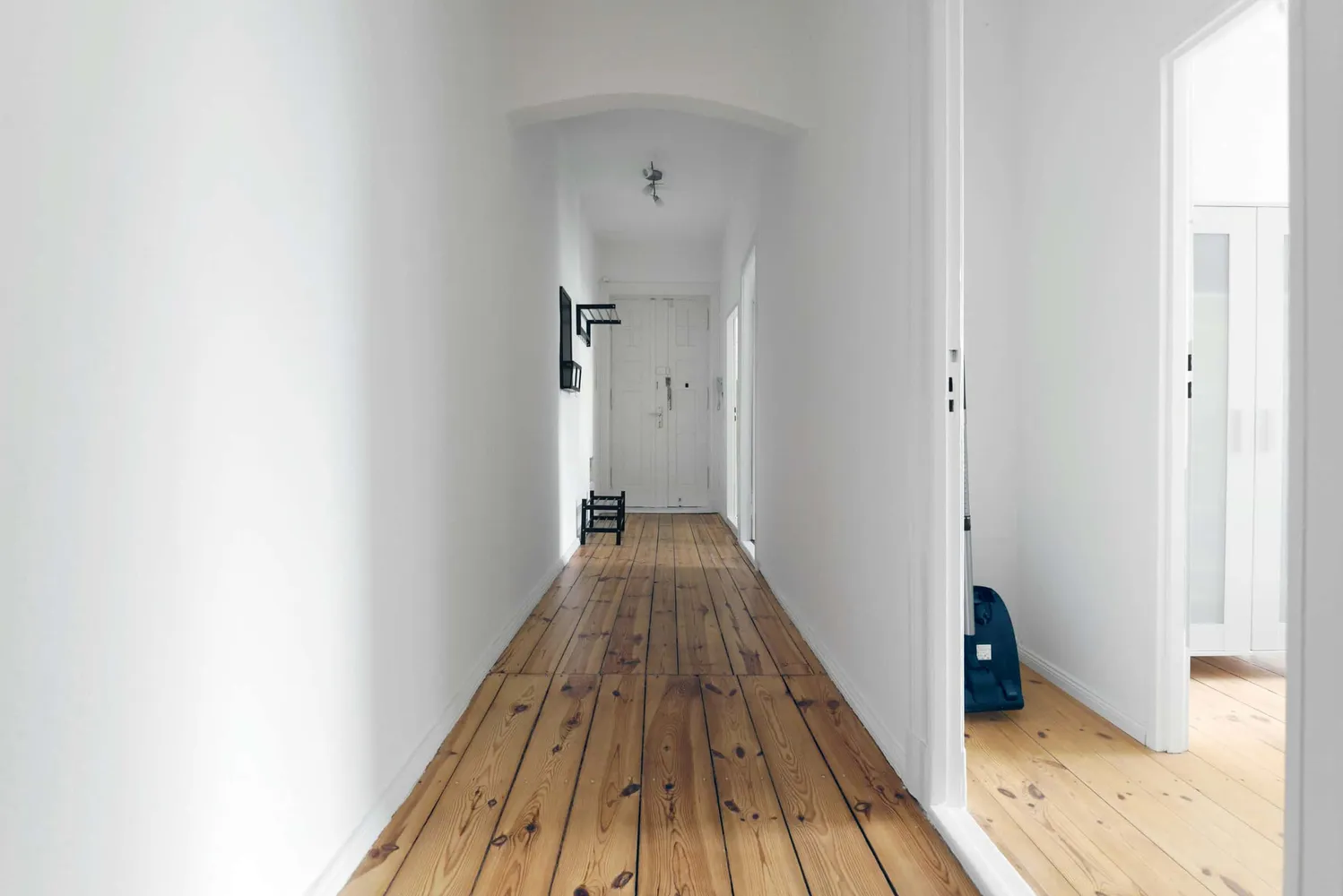 Shared room with 12 m² in Berlin – Photo 1