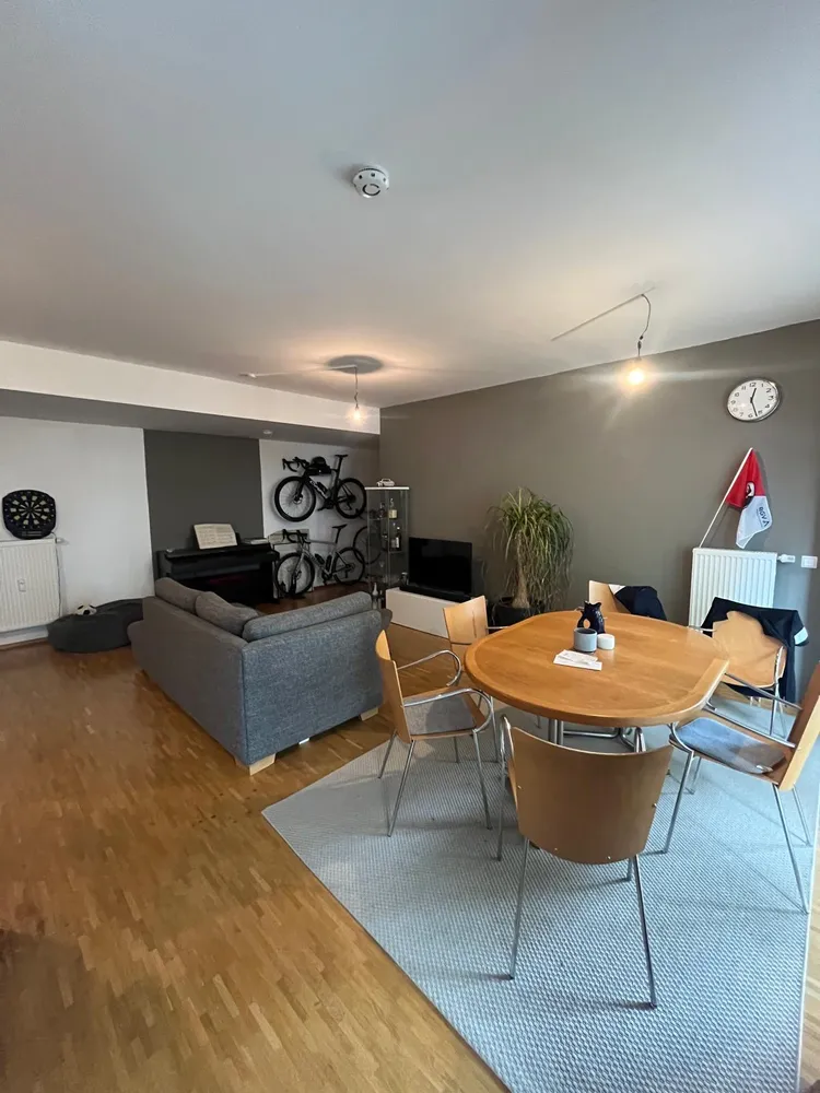 4 Zimmer Wohnung mit 108 m² in Karlsruhe – Bild 2