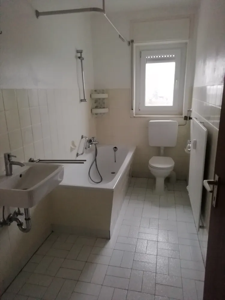 2 Zimmer Wohnung mit 67 m² in Karlsruhe – Bild 4