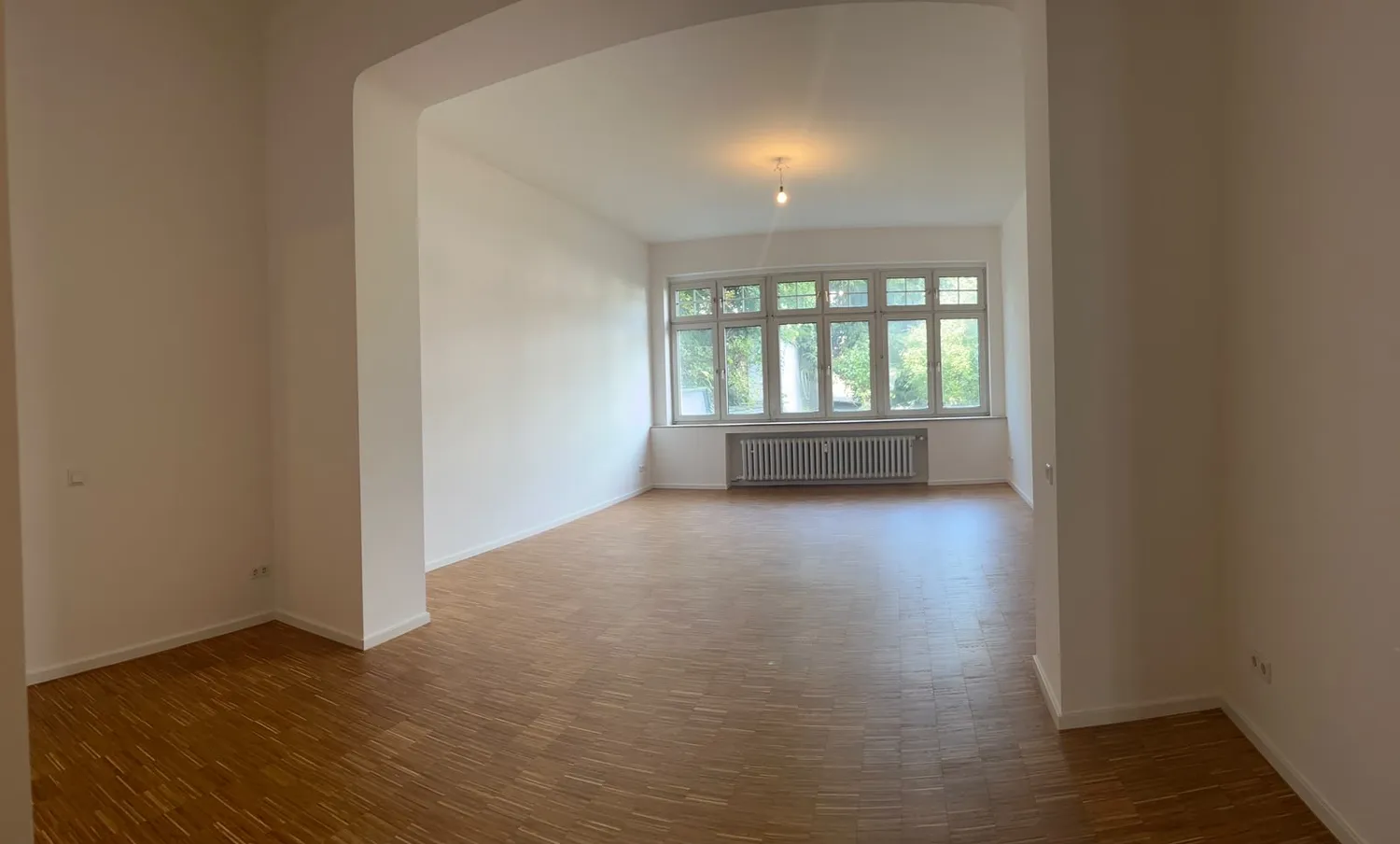 2 room apartment with 103 m² in Düsseldorf – Photo 1