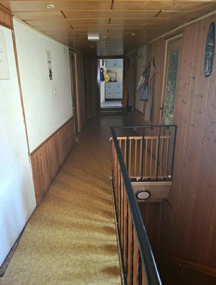 6 Zimmer Wohnung mit 180 m² in Meiningen – Bild 4