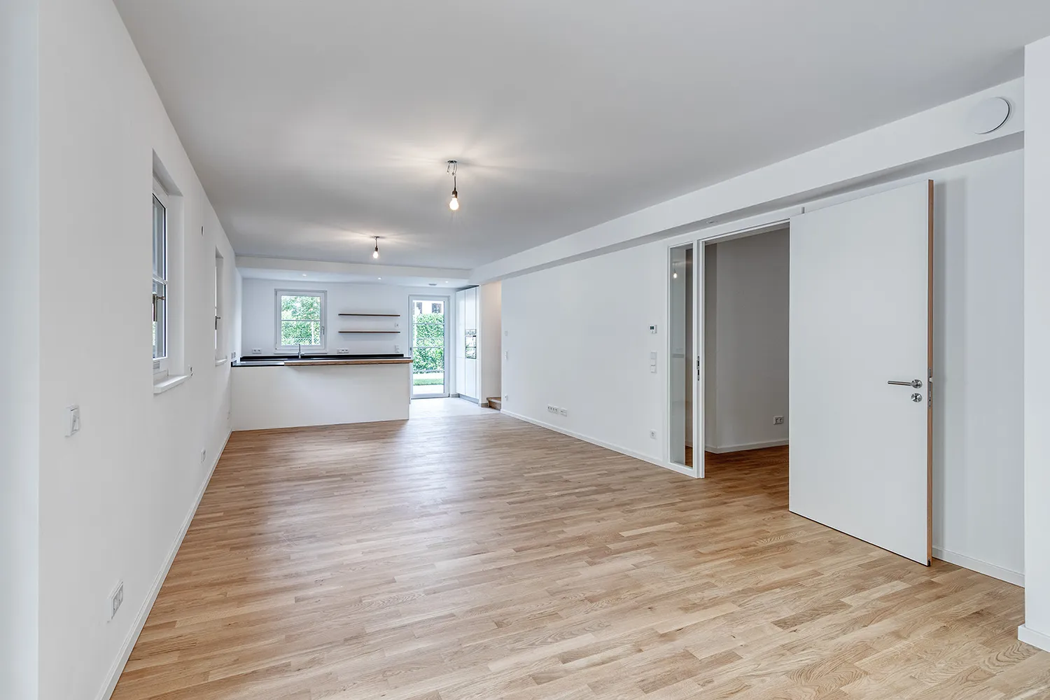 3 Zimmer Wohnung mit 132 m² in München – Bild 3