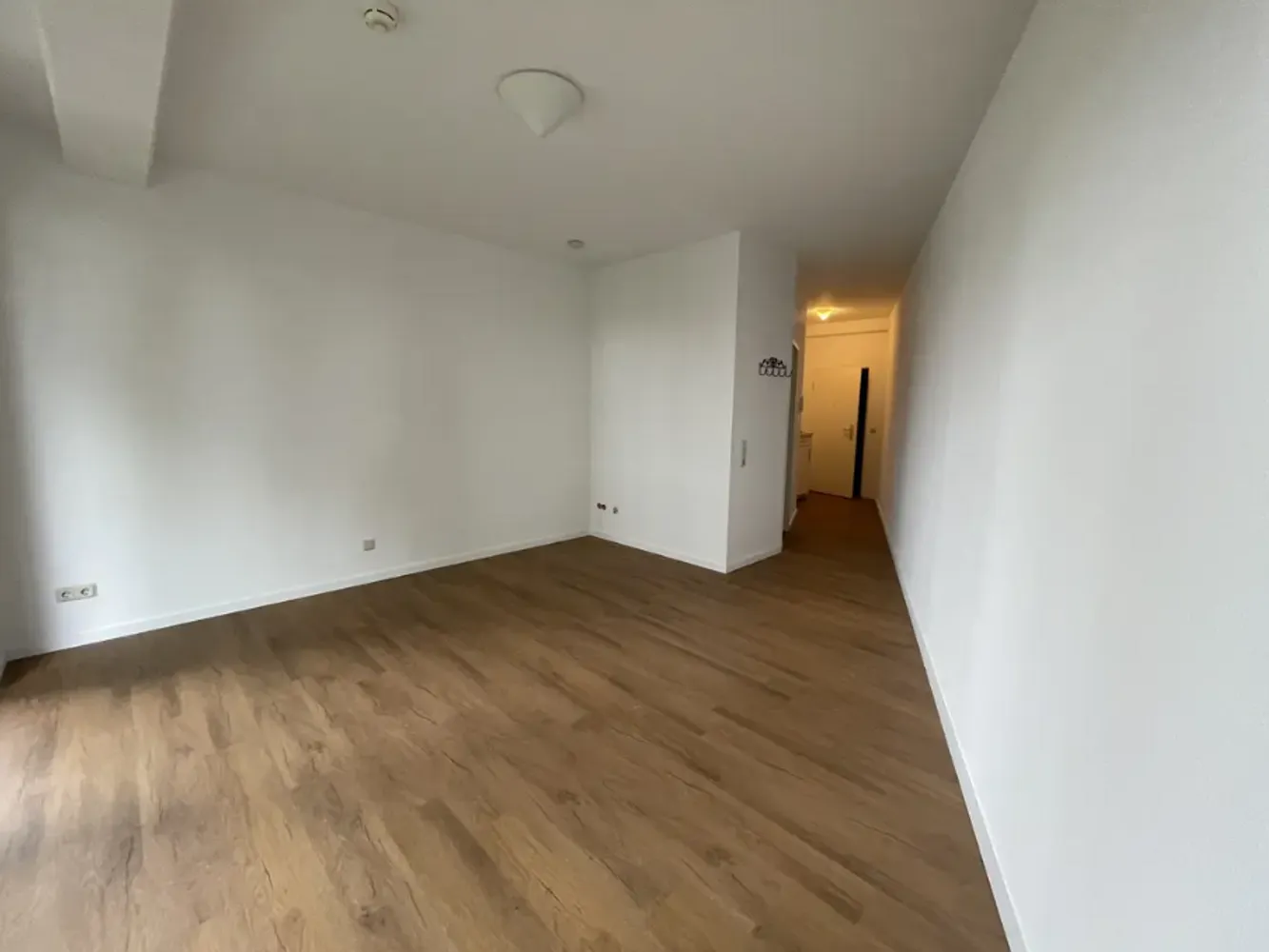 1 Zimmer Wohnung mit 30 m² in Hürth – Bild 4