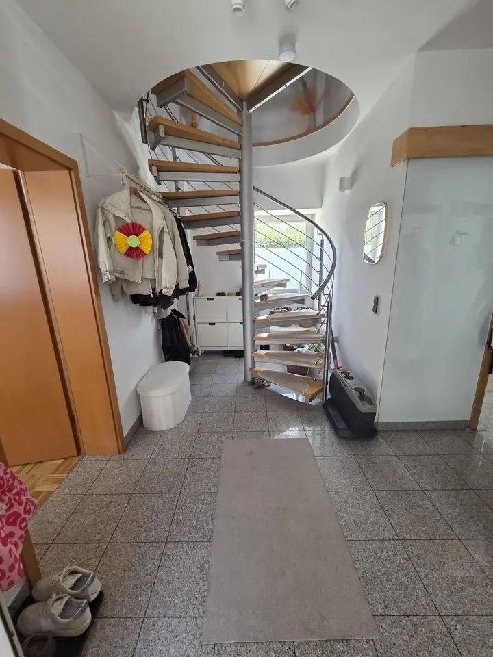 6 Zimmer Haus mit 145 m² in Aachen – Bild 4