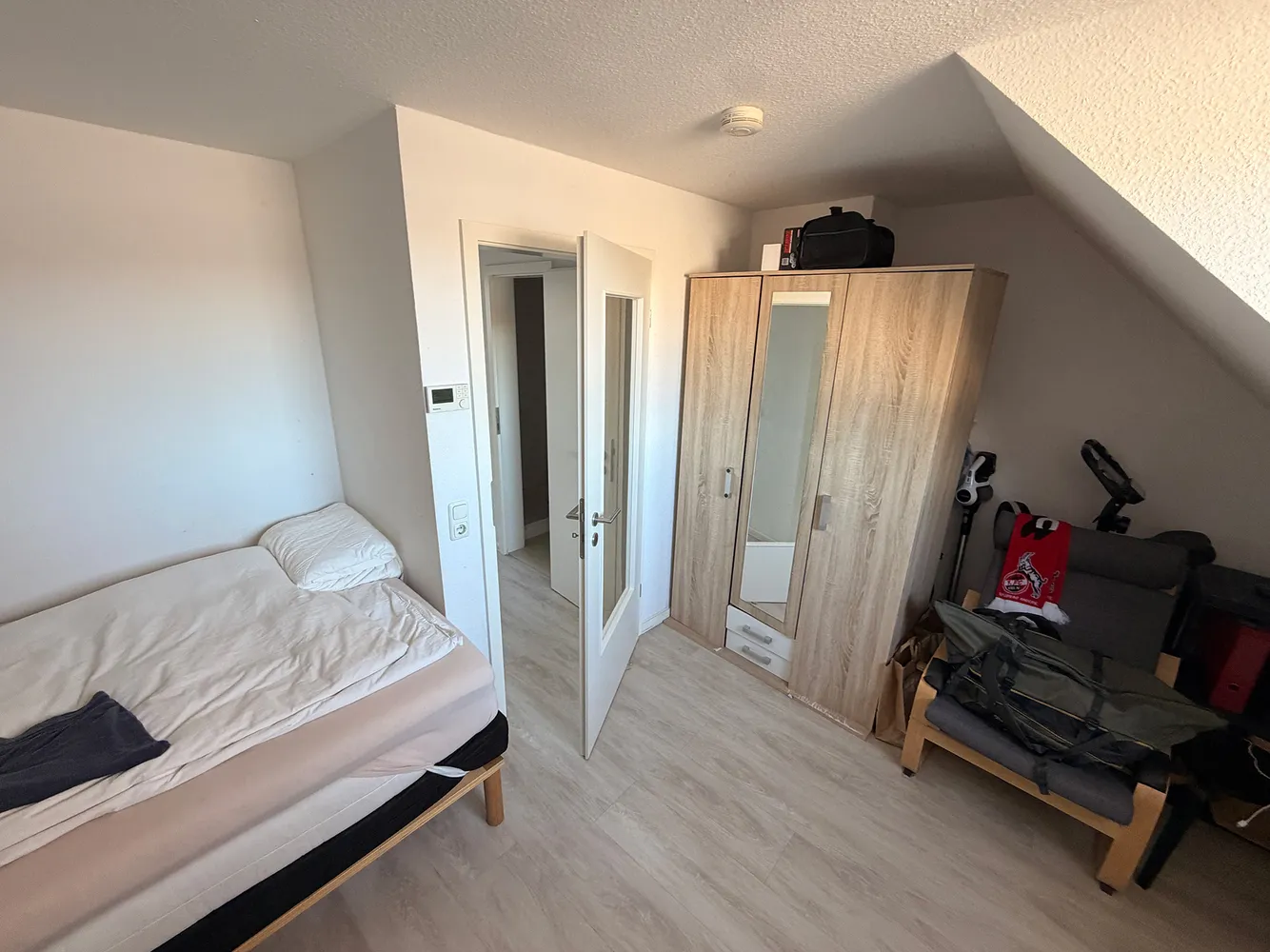 1 Zimmer Wohnung mit 25 m² in Köln – Bild 2