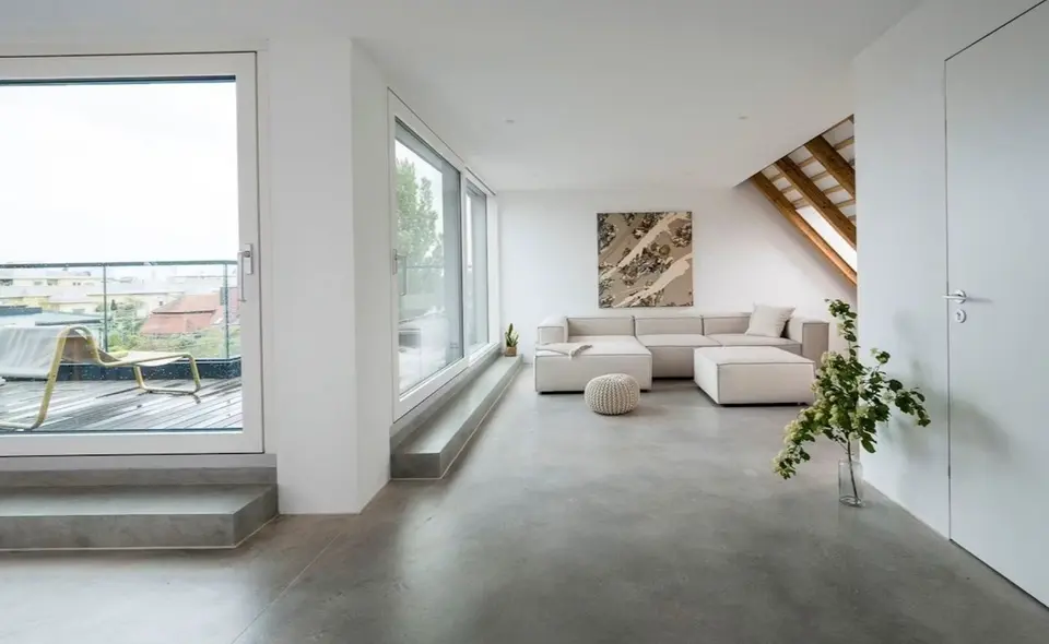 2 Zimmer Wohnung mit 82 m² in München – Bild 2