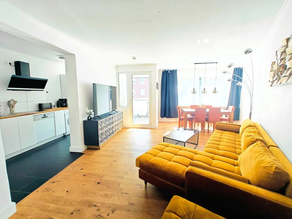WG-Zimmer mit 100 m² in Düsseldorf – Bild 1