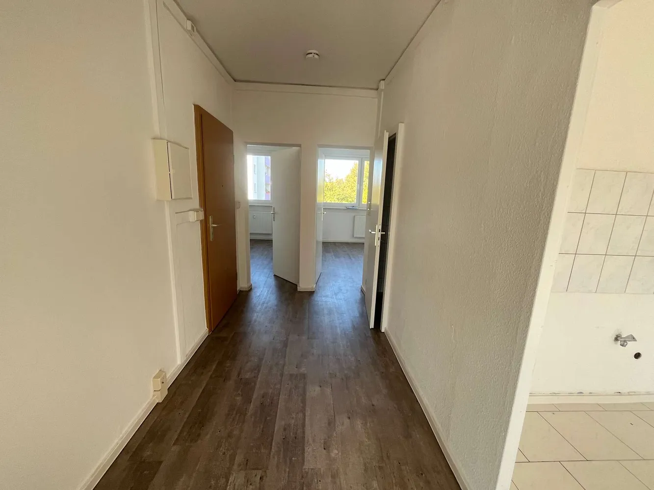 3 Zimmer Wohnung mit 57 m² in Halle (Saale) – Bild 3