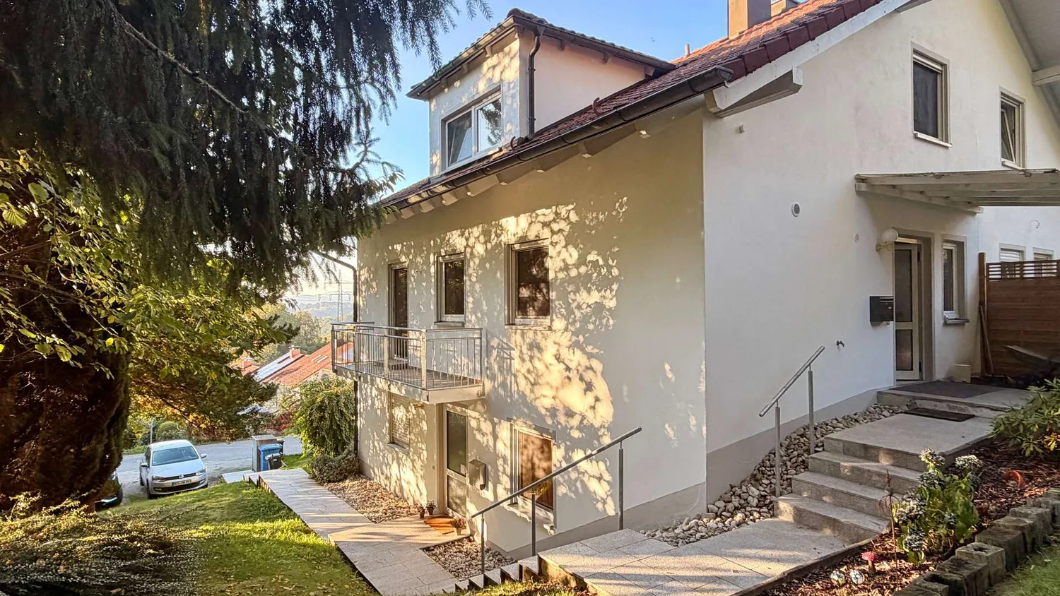 3 Zimmer Wohnung mit 98 m² in Deggendorf – Bild 1