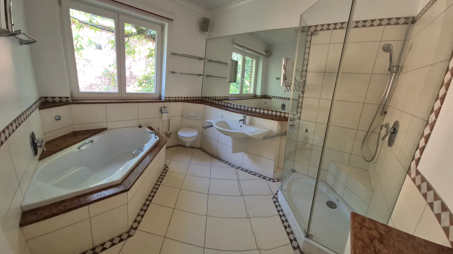 3 Zimmer Wohnung mit 150 m² in Hamburg – Bild 12