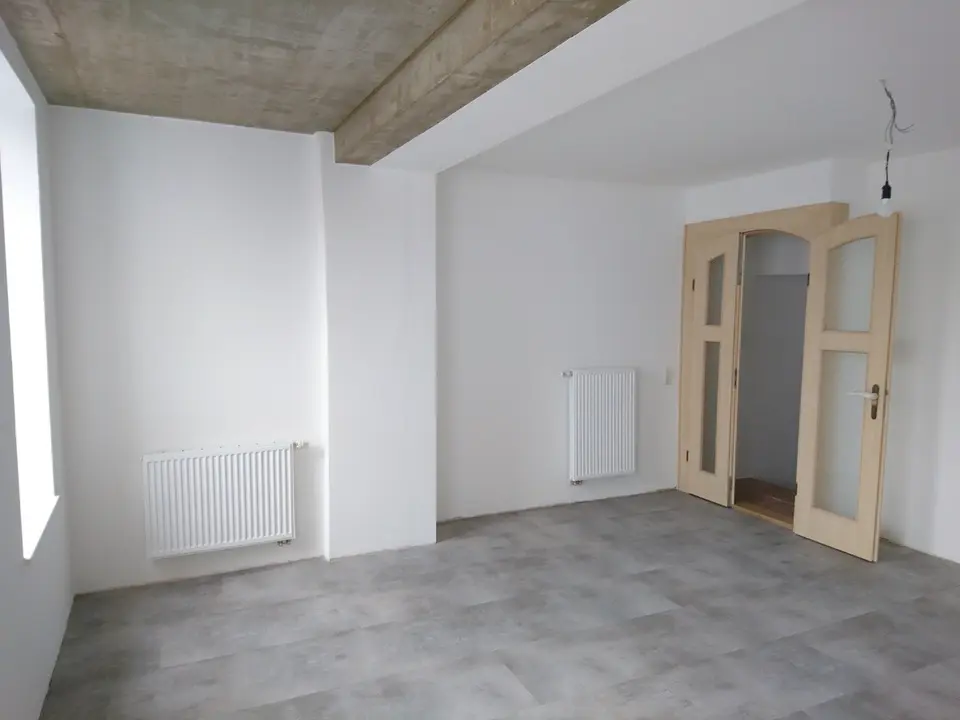 4 Zimmer Wohnung mit 160 m² in Kamenz – Bild 2