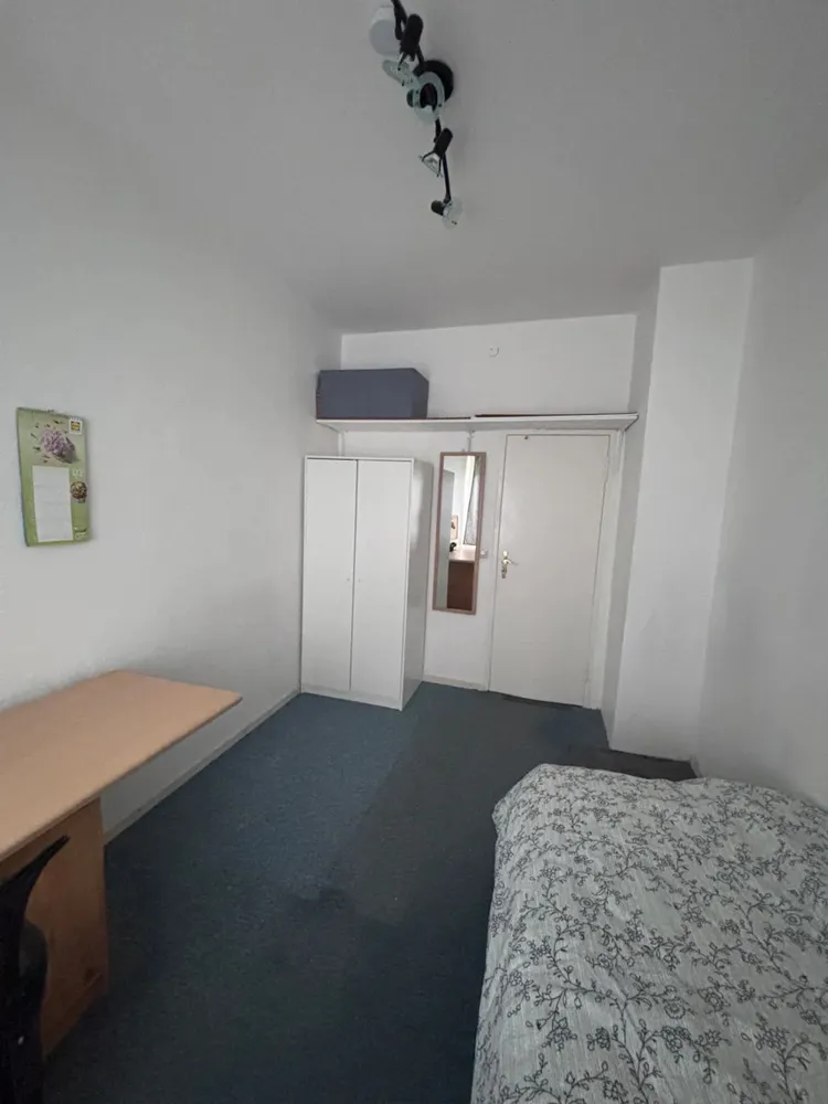 Shared room with 12 m² in Berlin – Photo 2