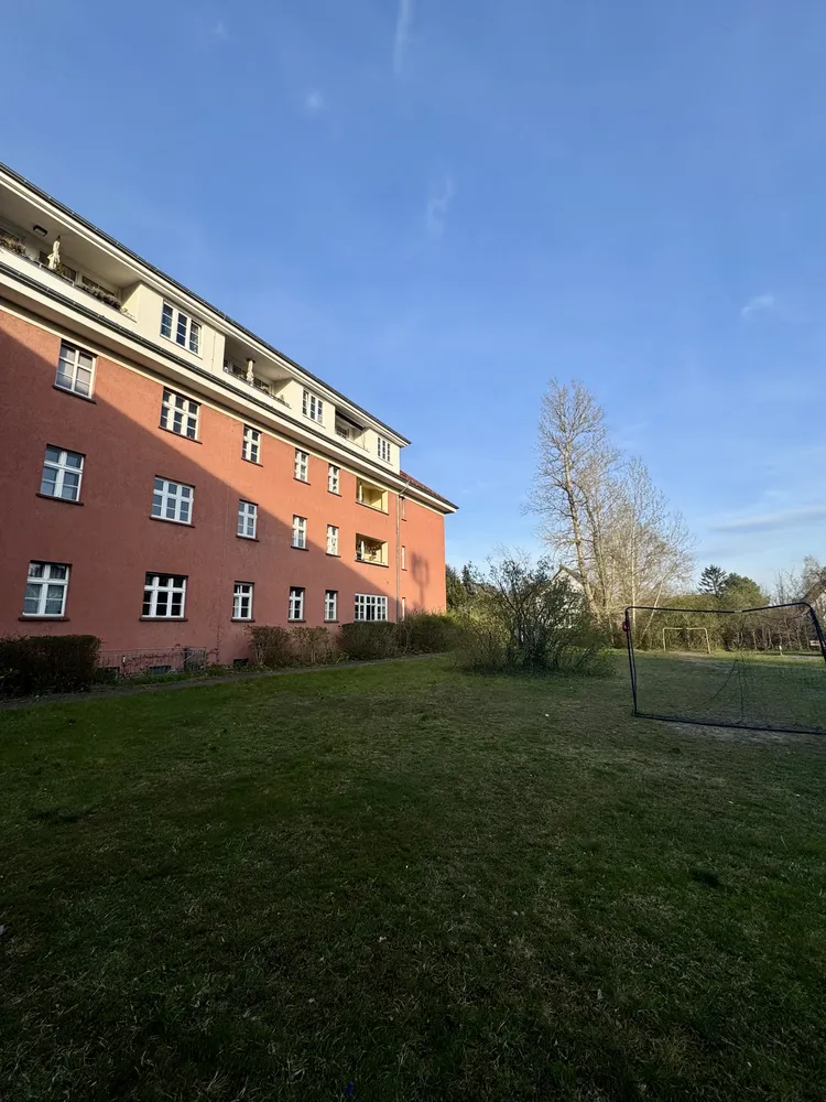 1 room apartment with 43 m² in Berlin – Photo 10