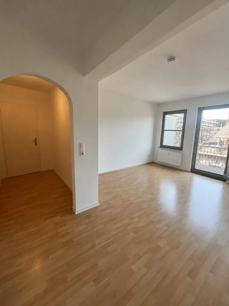 1 Zimmer Wohnung mit 37 m² in Frankfurt am Main – Bild 3