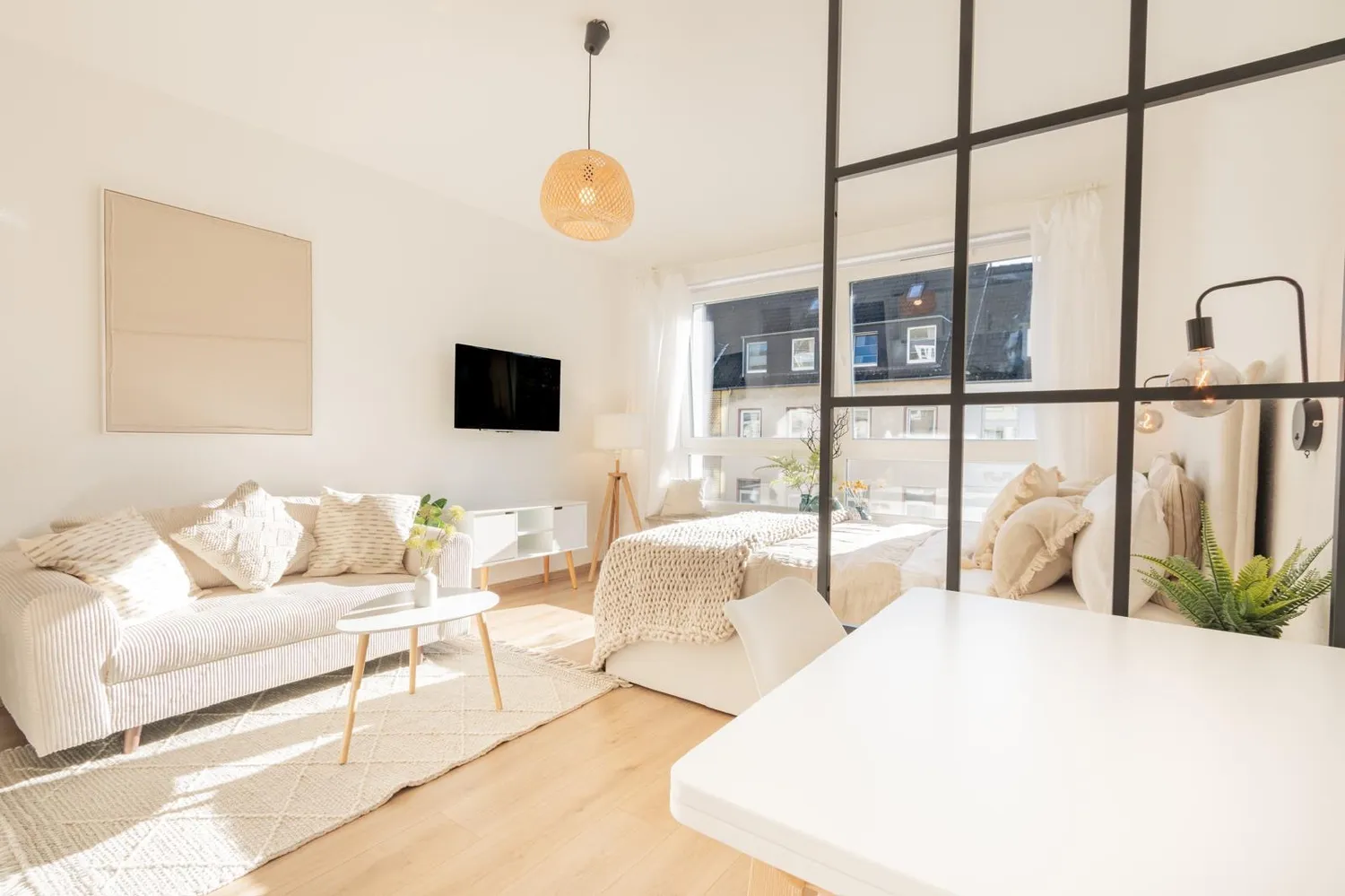 1 Zimmer Wohnung mit 30 m² in Düsseldorf – Bild 2
