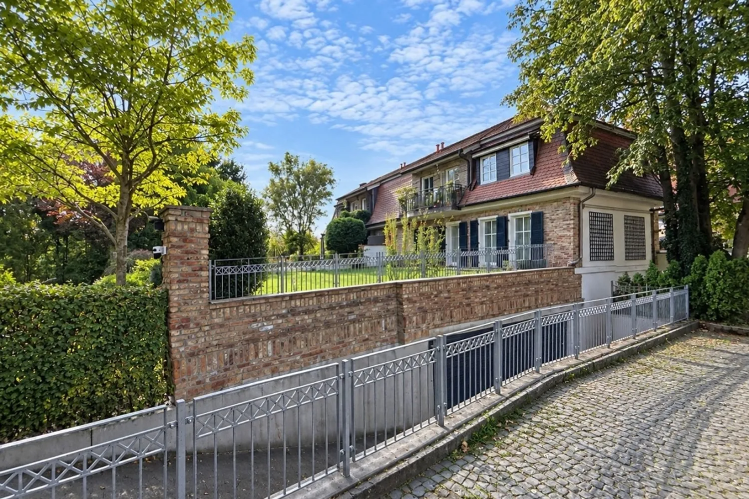 2 Zimmer Wohnung mit 75 m² in Frankfurt am Main – Bild 1