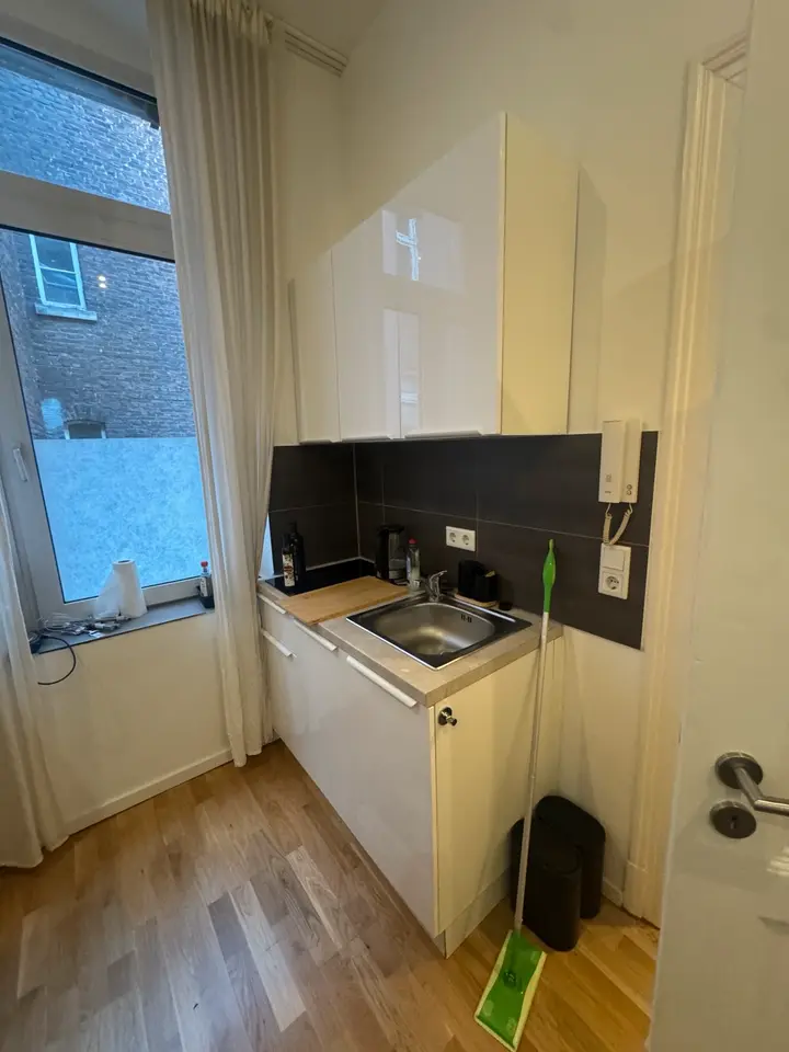 2 Zimmer Wohnung mit 25 m² in Köln – Bild 3