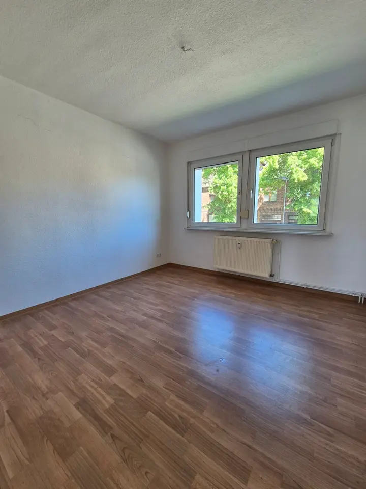 3 Zimmer Wohnung mit 59 m² in Bitterfeld-Wolfen – Bild 3