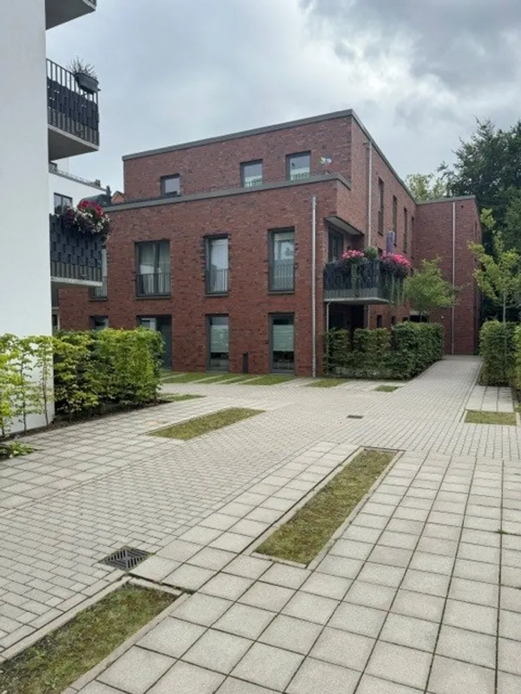 4 Zimmer Wohnung mit 108 m² in Ahrensburg – Bild 2
