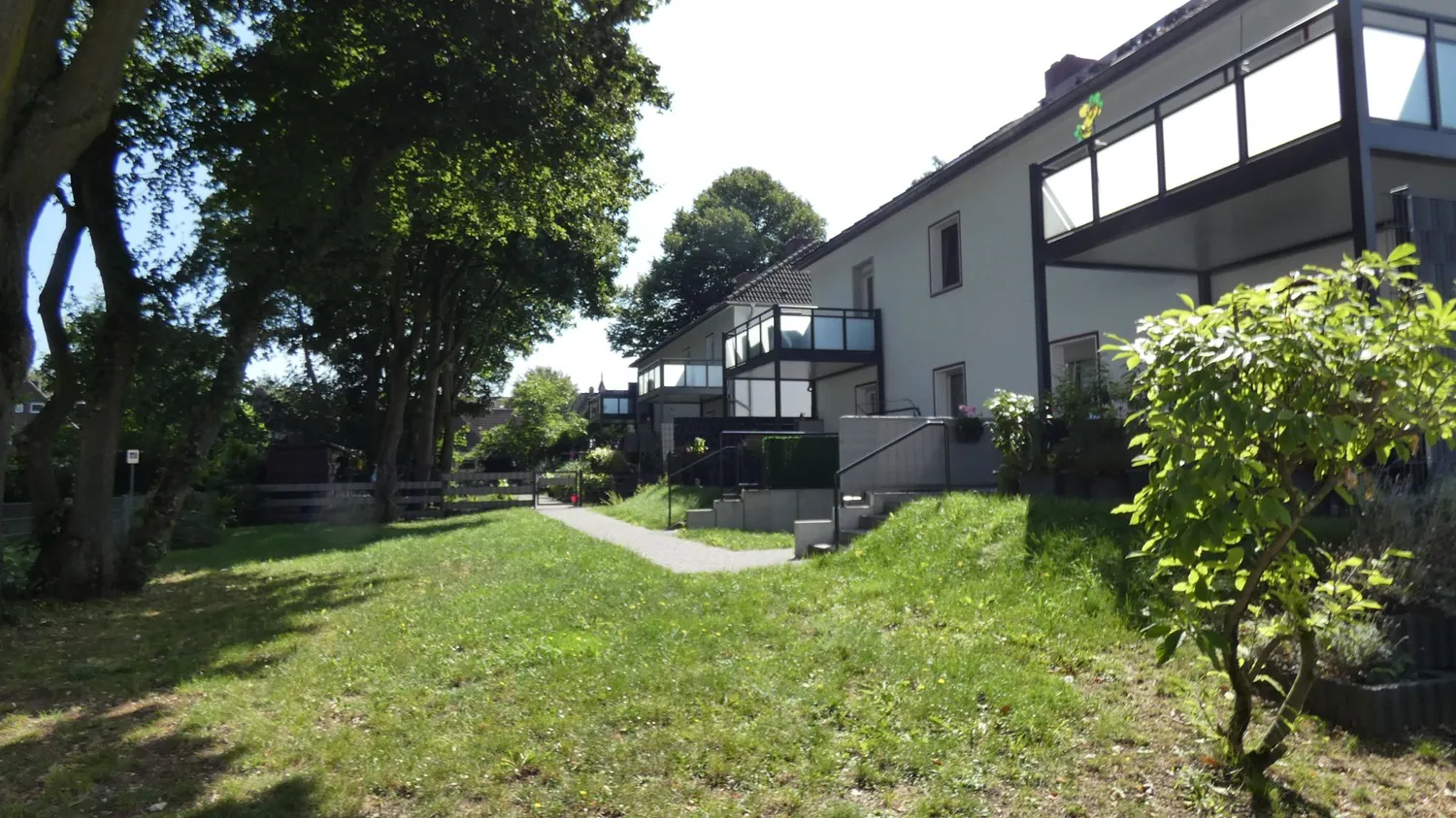 2 Zimmer Wohnung mit 60 m² in Oberhausen – Bild 2
