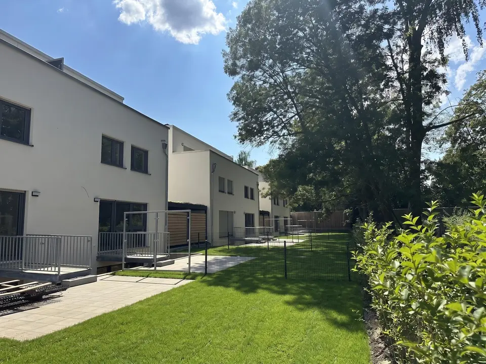 6 Zimmer Haus mit 237 m² in Pulheim – Bild 3
