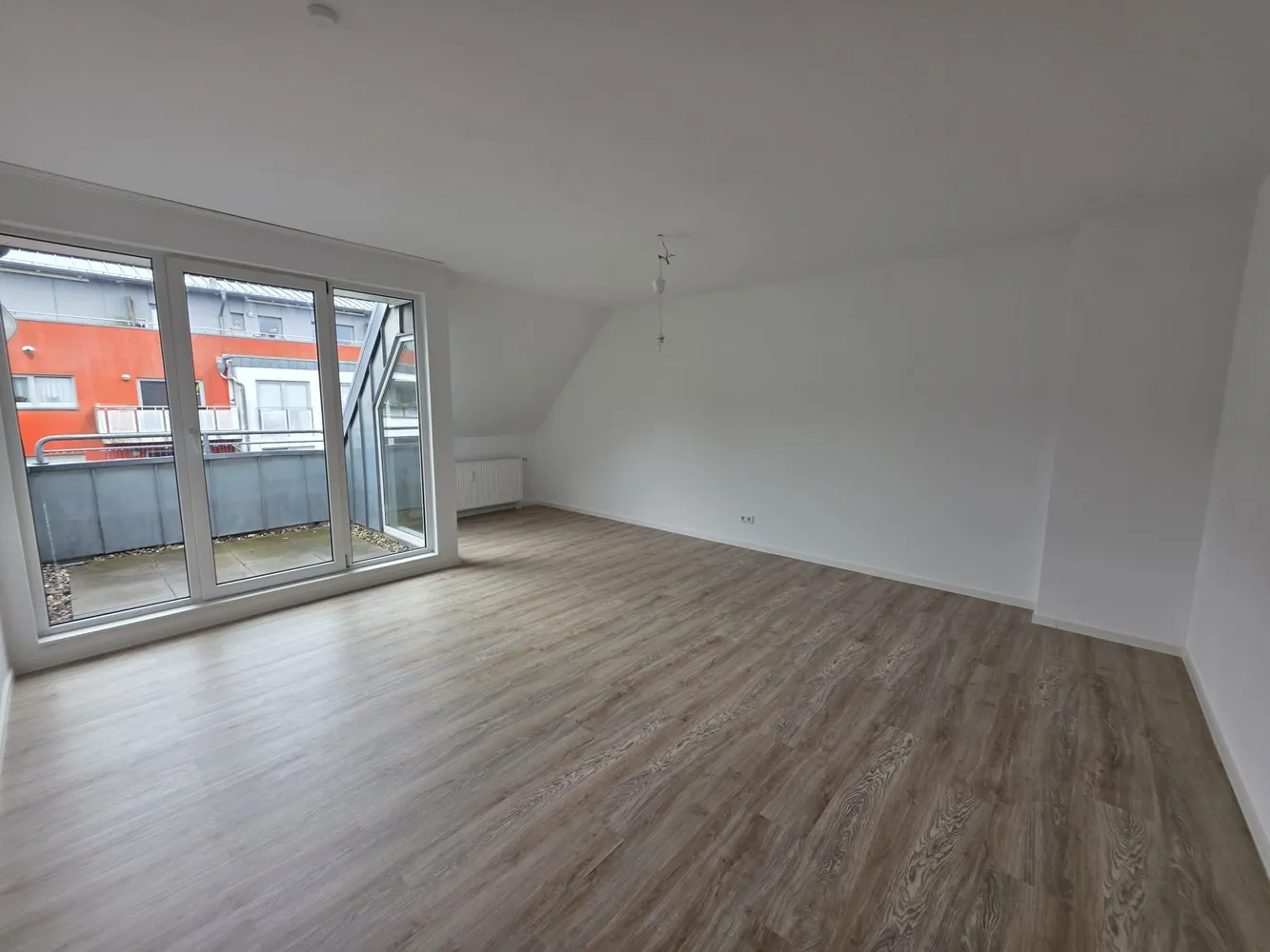 4 Zimmer Wohnung mit 99 m² in Hamburg – Bild 4