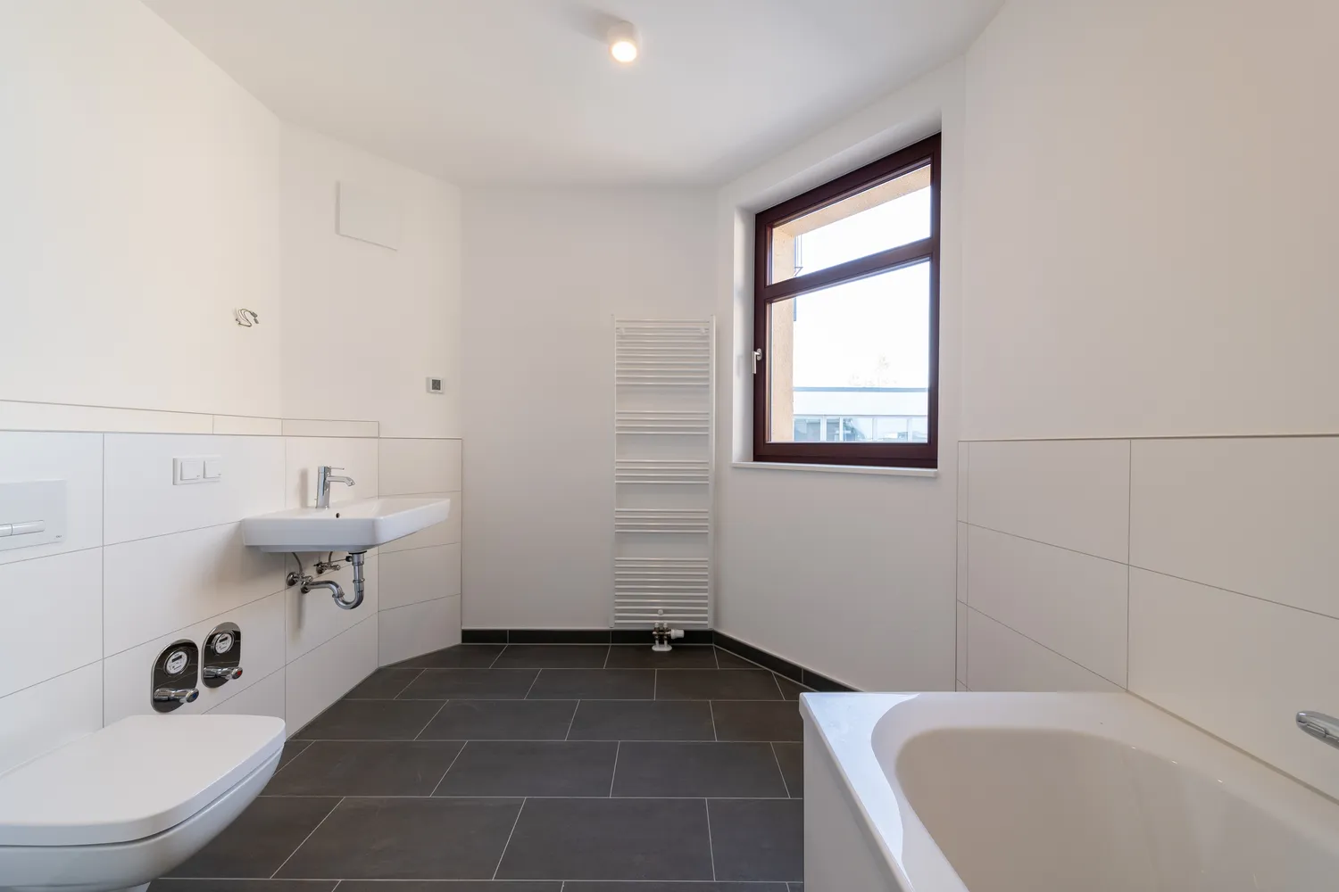 4 Zimmer Wohnung mit 122 m² in Crimmitschau – Bild 2