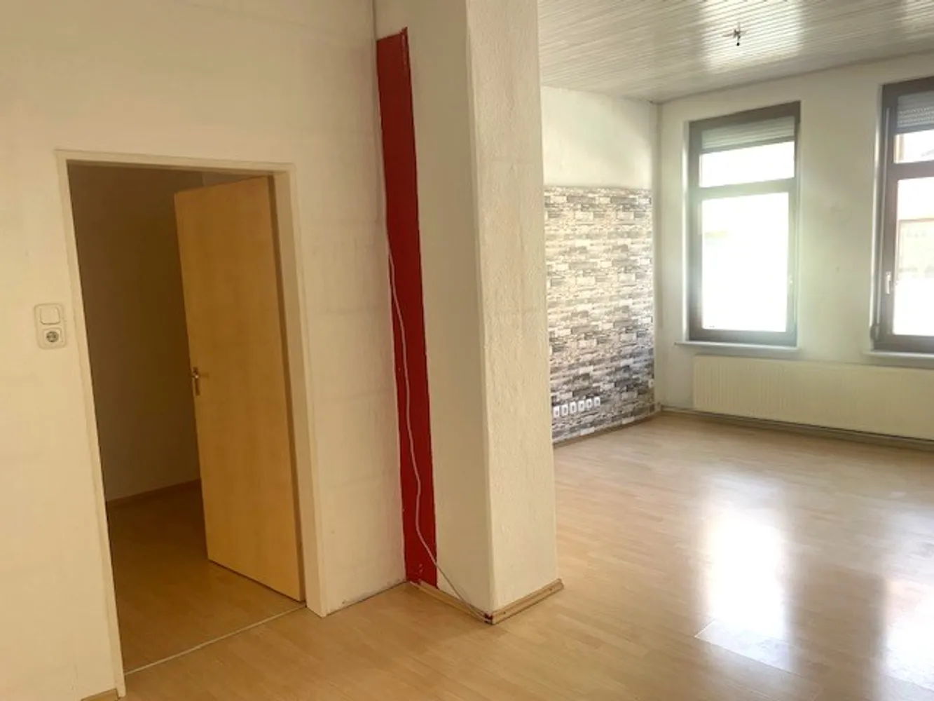6 Zimmer Wohnung mit 105 m² in Bremerhaven – Bild 3
