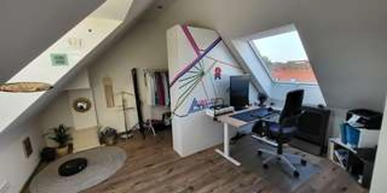 4 Zimmer Wohnung mit 106 m² in Köln – Bild 9