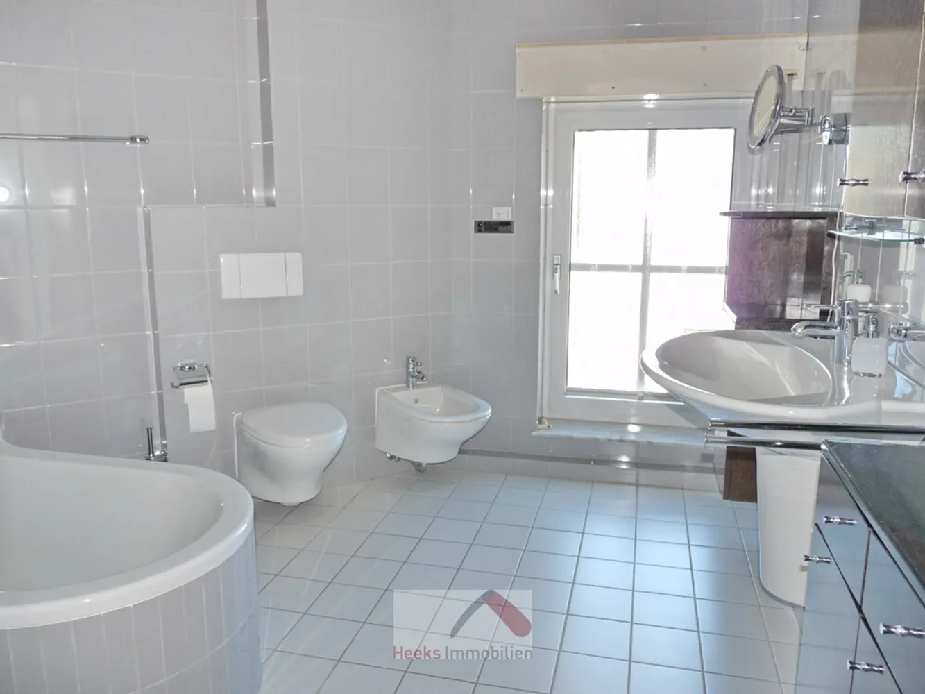 6 Zimmer Wohnung mit 205 m² in Herten – Bild 4