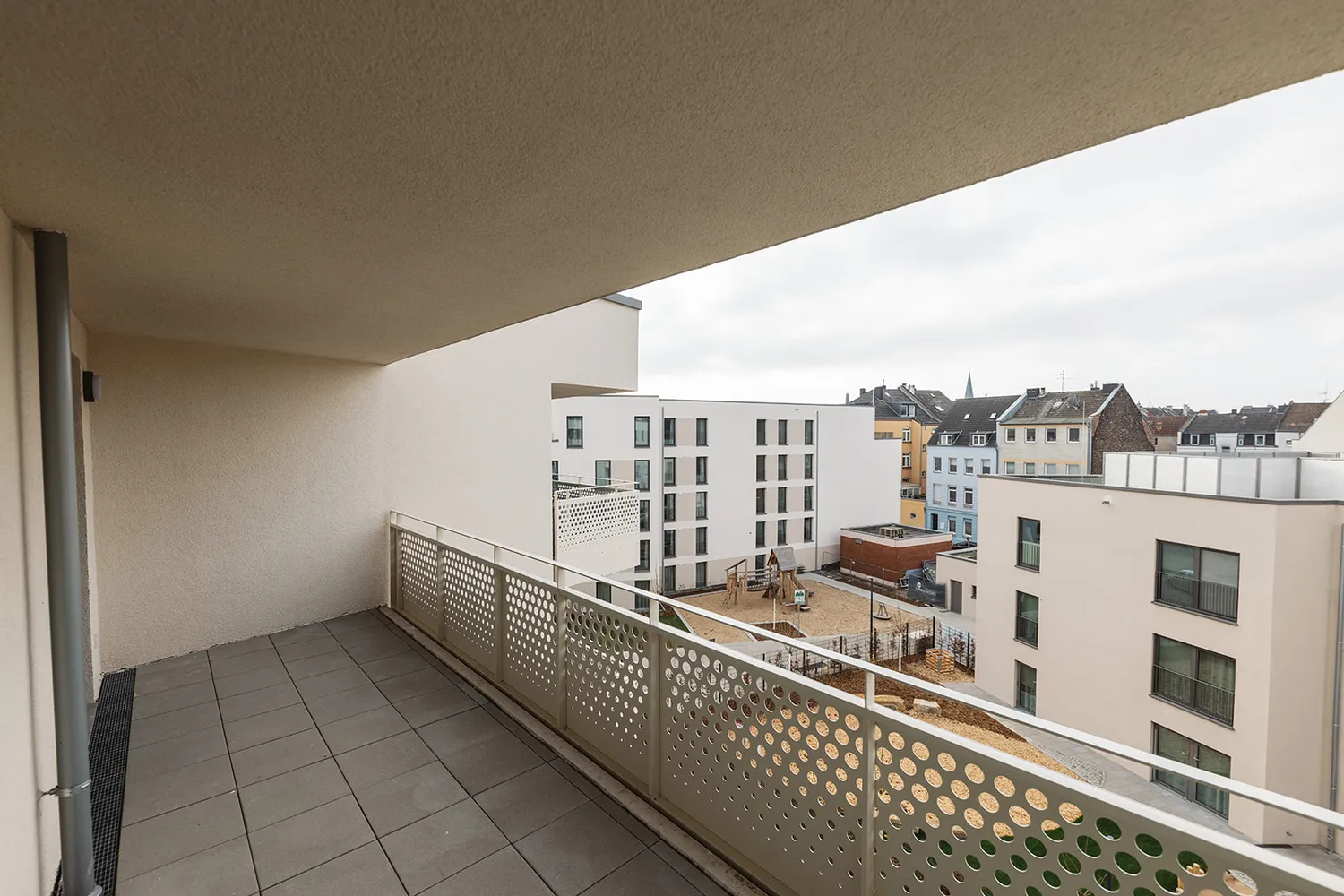 1 Zimmer Wohnung mit 33 m² in Köln – Bild 8
