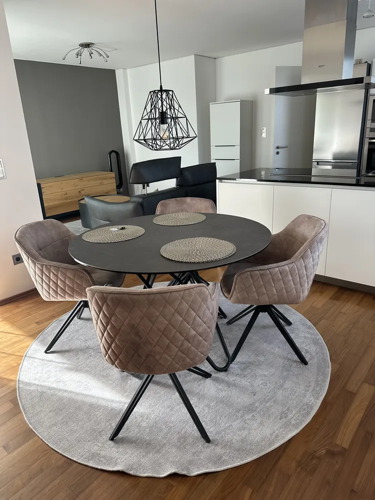 2 Zimmer Wohnung mit 64 m² in München – Bild 3