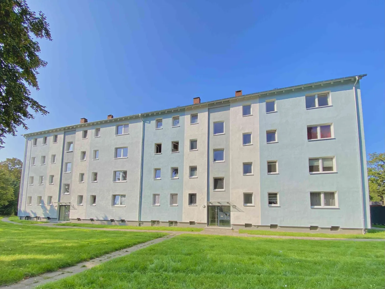 4 room apartment with 87 m² in Leverkusen – Photo 2