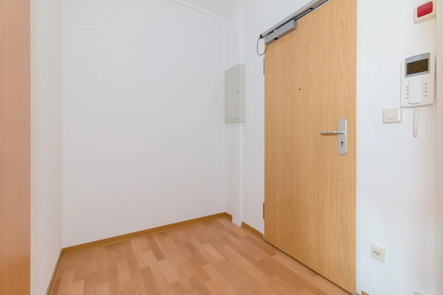 1 Zimmer Wohnung mit 30 m² in Hoyerswerda – Bild 6