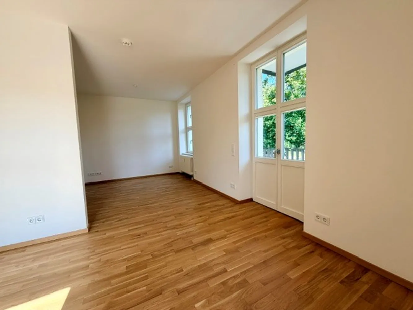 1 room apartment with 55 m² in Berlin – Photo 3