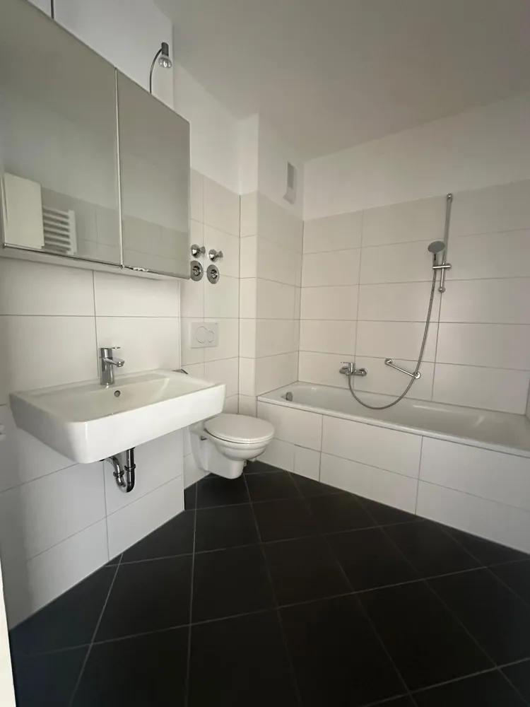3 Zimmer Wohnung mit 80 m² in Frankfurt am Main – Bild 6