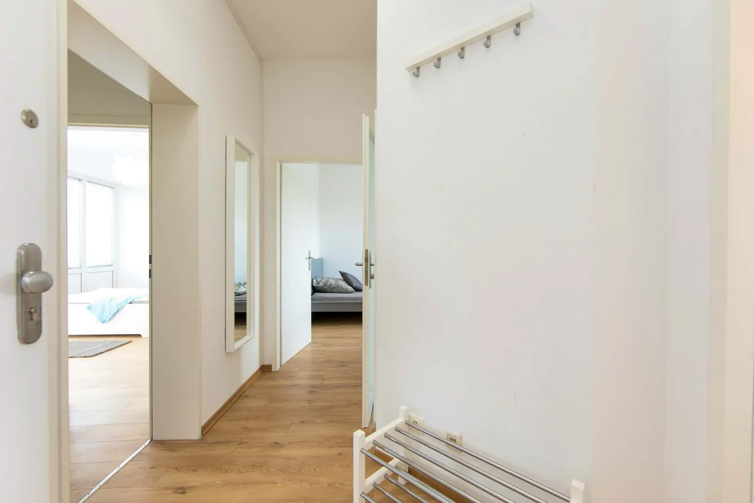 Shared room with 14 m² in Berlin – Photo 2