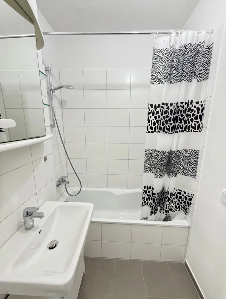 1 Zimmer Wohnung mit 35 m² in Berlin – Bild 11