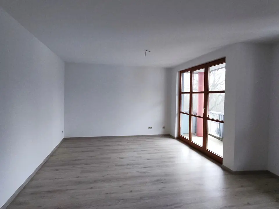 2 room apartment with 55 m² in Plauen – Photo 2